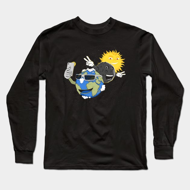 Solfie Photobomb Long Sleeve T-Shirt by Black Otter